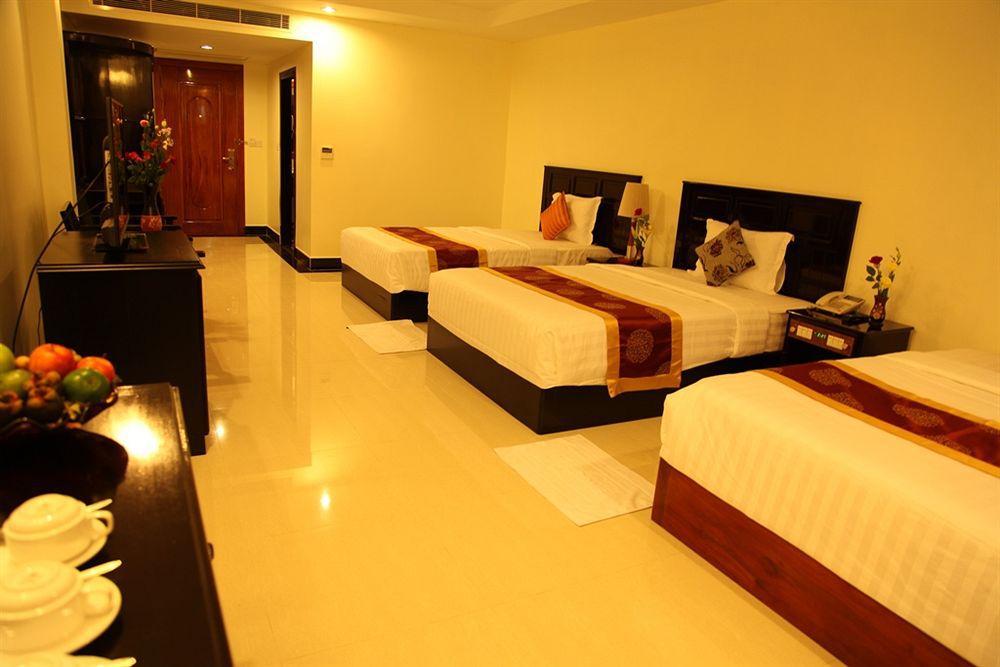Huang Ting Hotel Phnom Penh Exterior foto