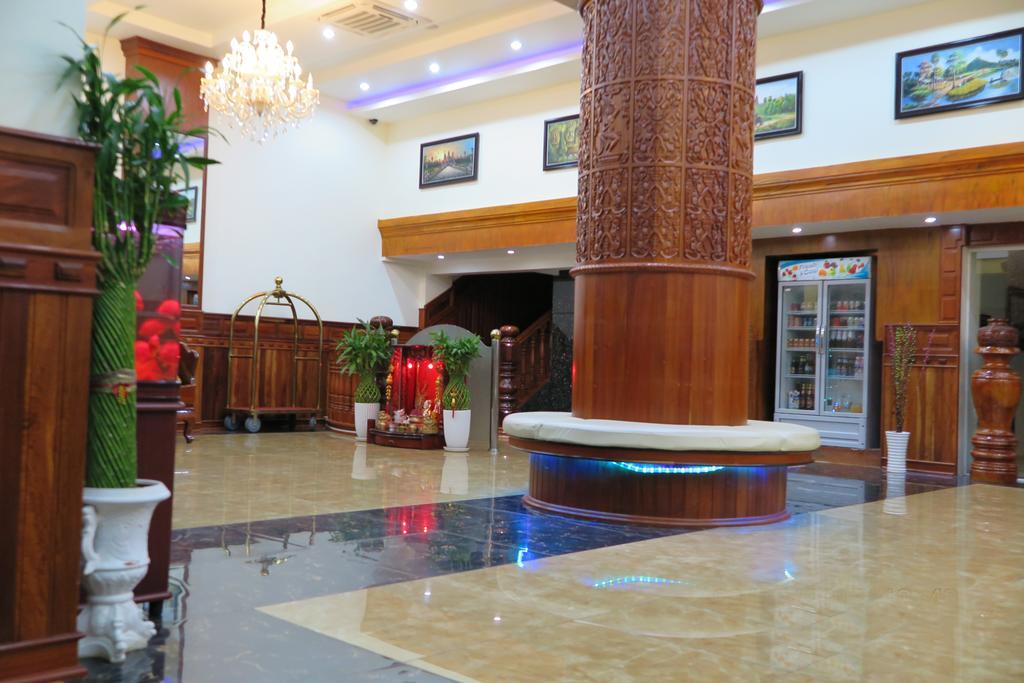 Huang Ting Hotel Phnom Penh Exterior foto