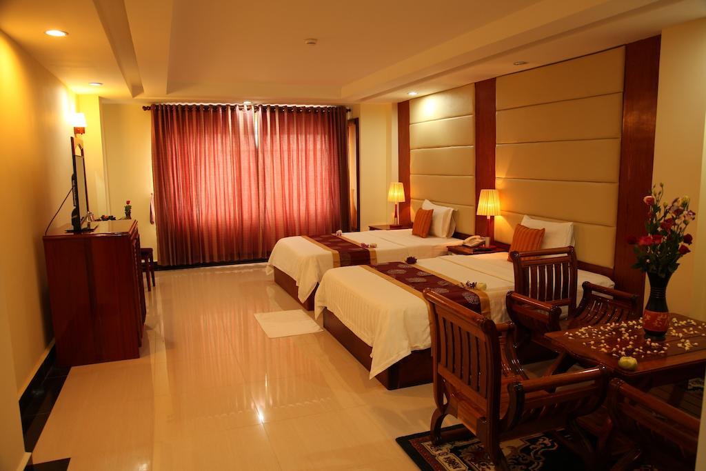 Huang Ting Hotel Phnom Penh Exterior foto